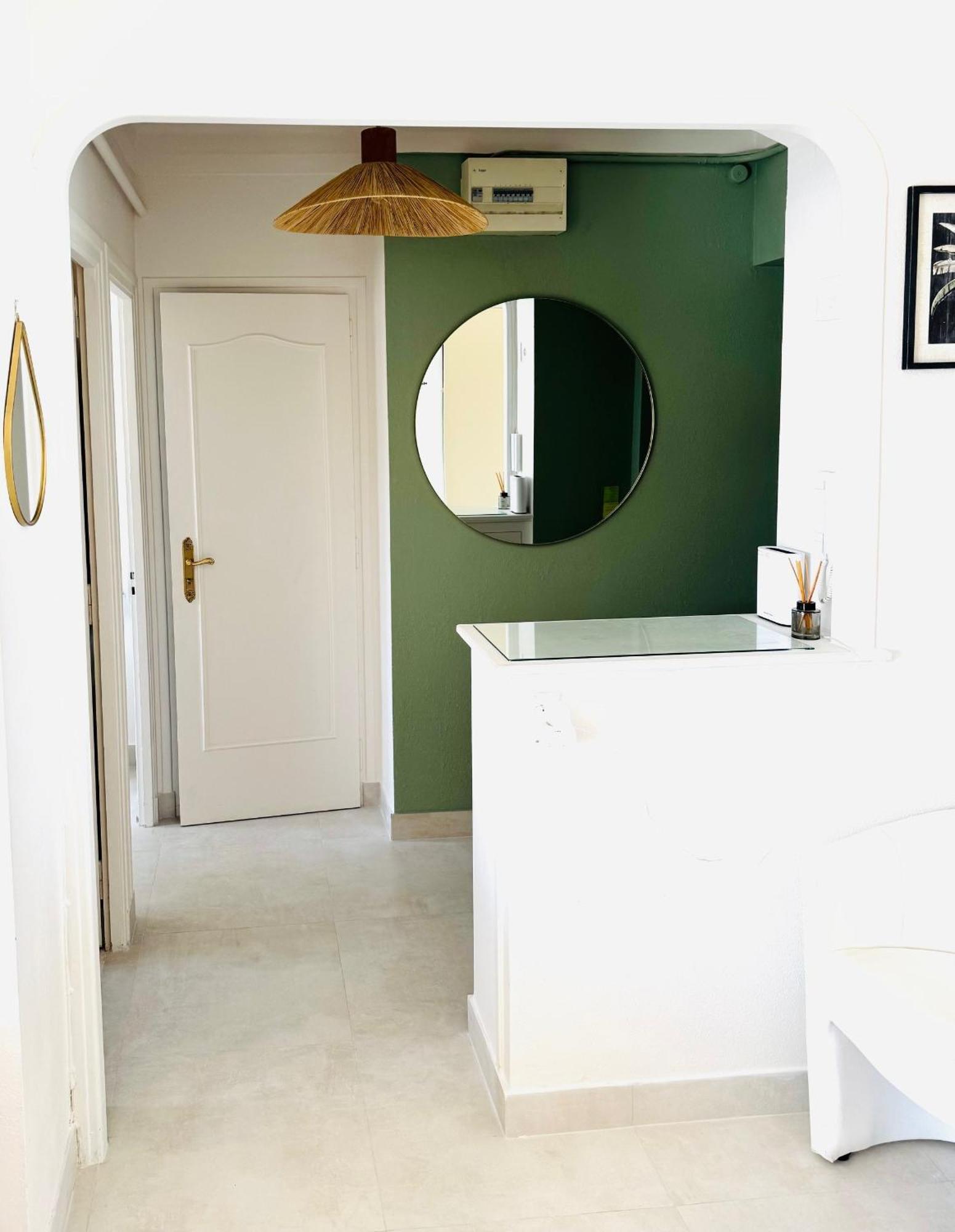 Cozy Studio, Sea View, Old Town, Near Beaches Antibes Exteriér fotografie
